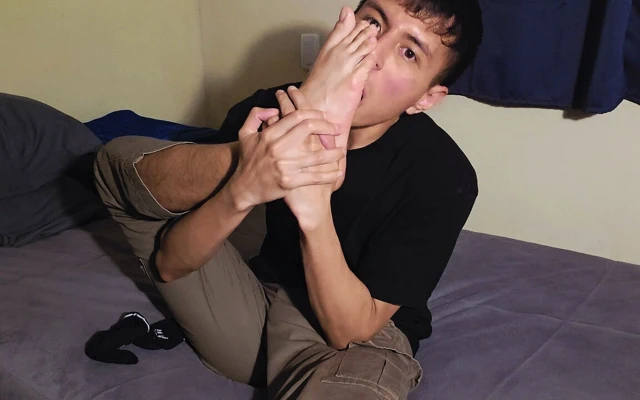 Meksikalı adam her şeyi yapıyor - gece yarısı serbest bırakma