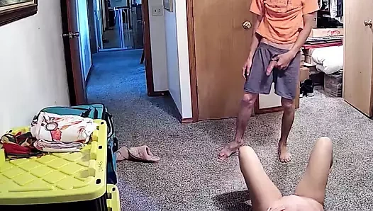 Gündelik azgın orta yaşlı seksi kadın arkadan sikiliyor