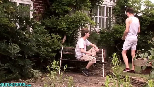 Eurocreme.com - twinks arasında romantik gay fuck
