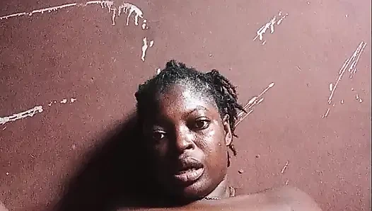 Kpomo amcığım çok kalın