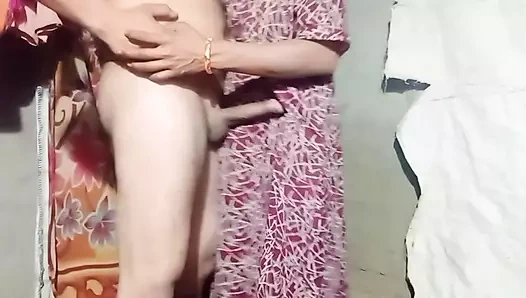 Desi Bhabhi went to her house and separated