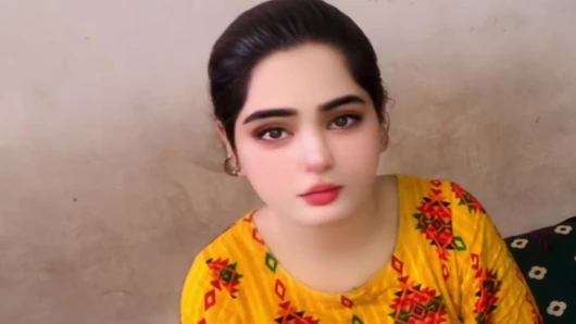 Padosan ki jawani dekh ke mera lund khada ho gaya