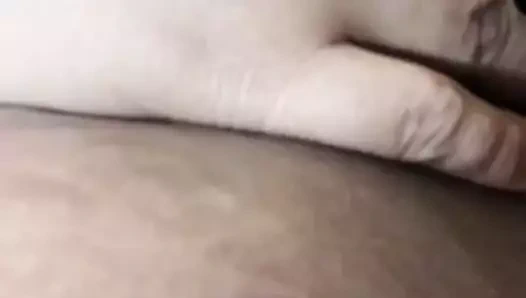 erkek arkadaşa gösteriliyor