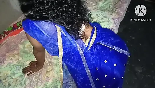Ateşli Hintli nabour kız çok iyi yarak emiyor ve ağzına sıcak döl alıyor
