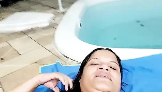 Luciano için lezzetli bir şekilde oturdu videosu