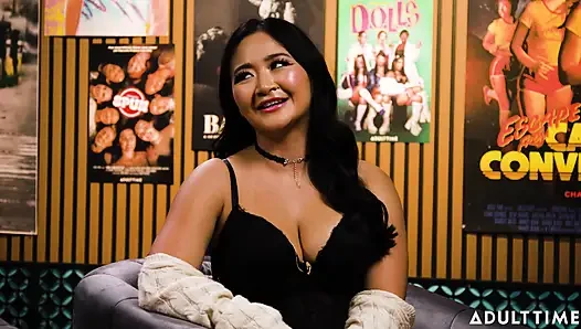 Jasmine Teaa: Asyalı grup seks partileri ve chun-li cosplay | Adult Time Podcast