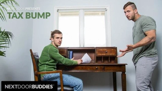 Donte kalın iter horoz derin içinde oda arkadaşının kıçından