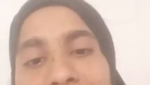 Suudi Arabistanlı kızlarla telefon görüşmesi yaptım.