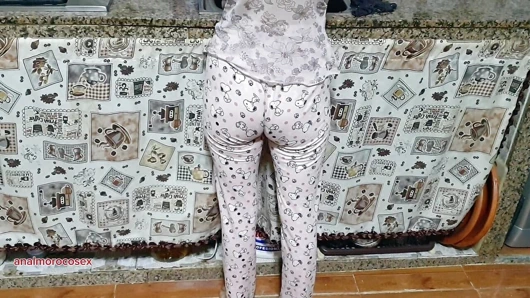 Büyük bir yarak istiyorum - net ses