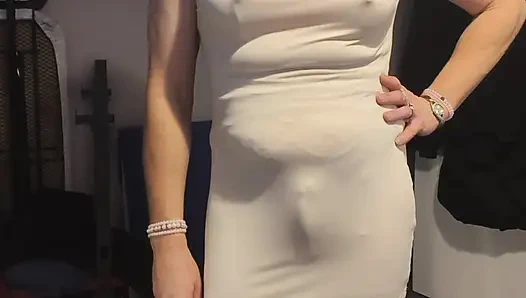 Elbisemin içinde şişkinliğimi hissetmek ister misin