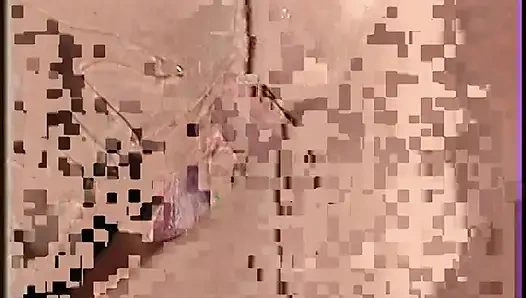 Juggy zenci sikişiyor ırklararası üçlü grup seks