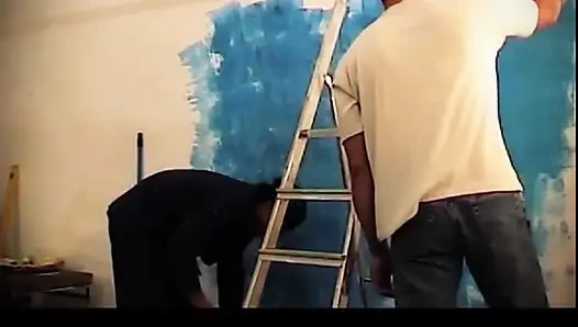 Harika sarışın orta yaşlı seksi kadın için götüne boşalma ile çifte penetrasyon