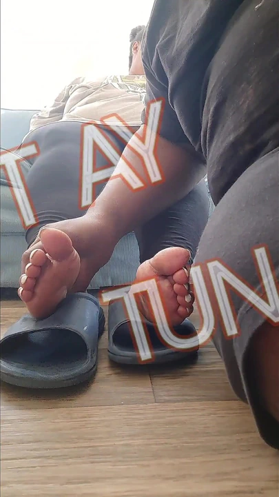 Goddness Bee'nin basıncı tembel ayakla muamele ve ayakla muamele 4k hd