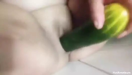 kedime salatalık sokmak