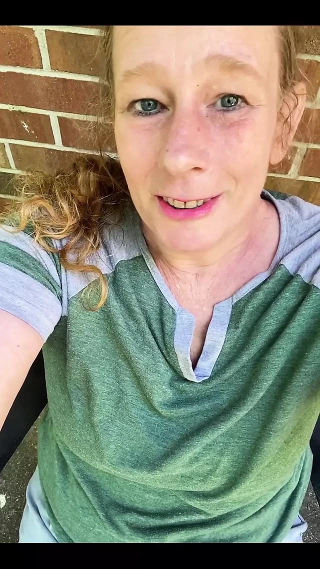 Bir porno yıldızı normal hayatta ne yapar?