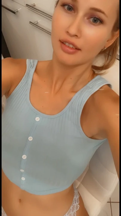 Biraz yaramaz taraftan🥰