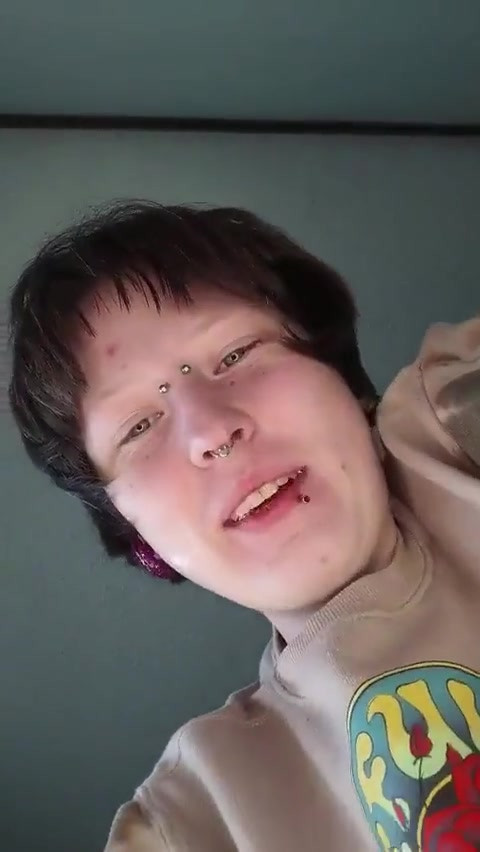 Lori Critter Facesitting POV