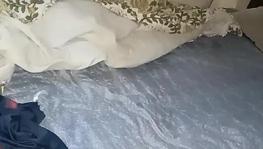 Ev içi dörtte işvereni tarafından sikiliyor