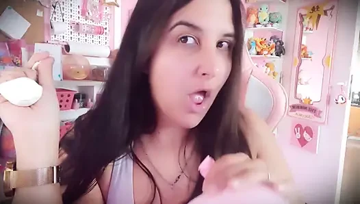 Kabarık yanaklar balon üfleme - tavşan delisi