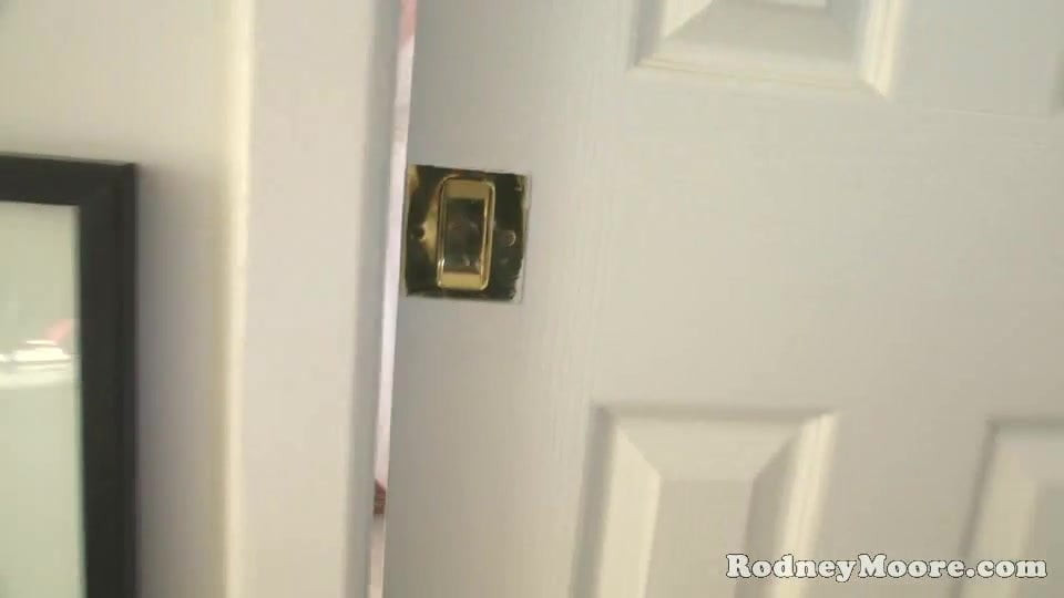 Charley kovalamak ve cece anal işitme pov strapon döküm