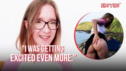 Ersties - sevimli kızıl saçlı Amelia halka açık bir yerde ıslak amını parmaklıyor