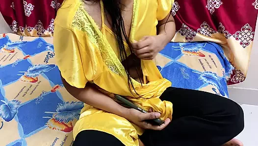 Azgın üvey kız kardeşim sert amcıkla sikişiyor üvey erkek kardeşim