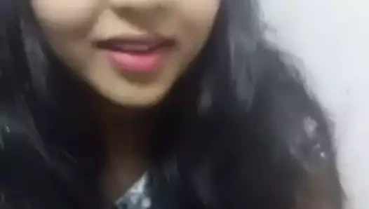 Seksi kız selfie çekiyor 14.mp40