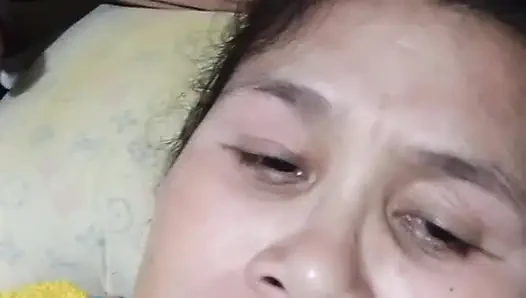 69 pozisyonunda oynamış ve kamera karşısında sikişmiş.