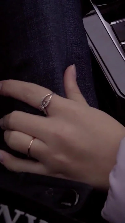 Taksi yolculuğu için ödeyecek paranız yok mu? sorun yok! ayni ödeme! | Klip 1