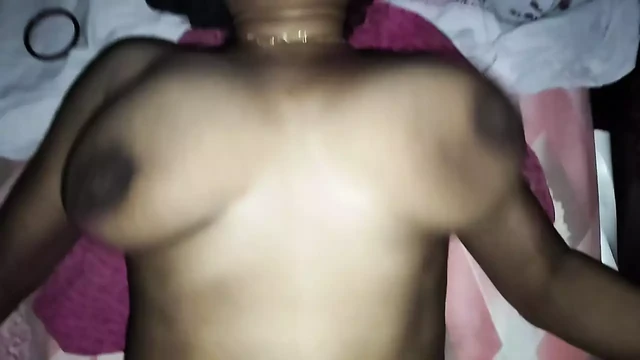 Бхабхи занимается сексом мастурбирует деревню дези