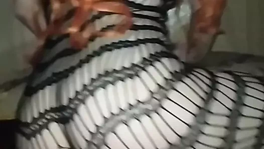 İspanyol milf escarlata büyük bir yapay penis(short) ile zevk alıyor