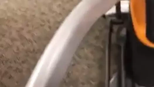 Orta yaşlı seksi kadının götü