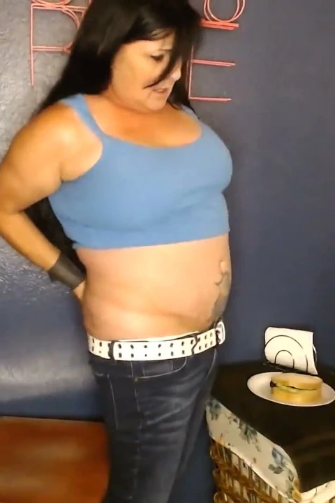Wedgie güreşi utanıyor çaresizlik göt crack külotlu sandviç
