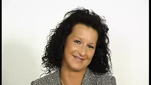 Carmen war extra nochmal auf der Sonnenbank fuers Casting