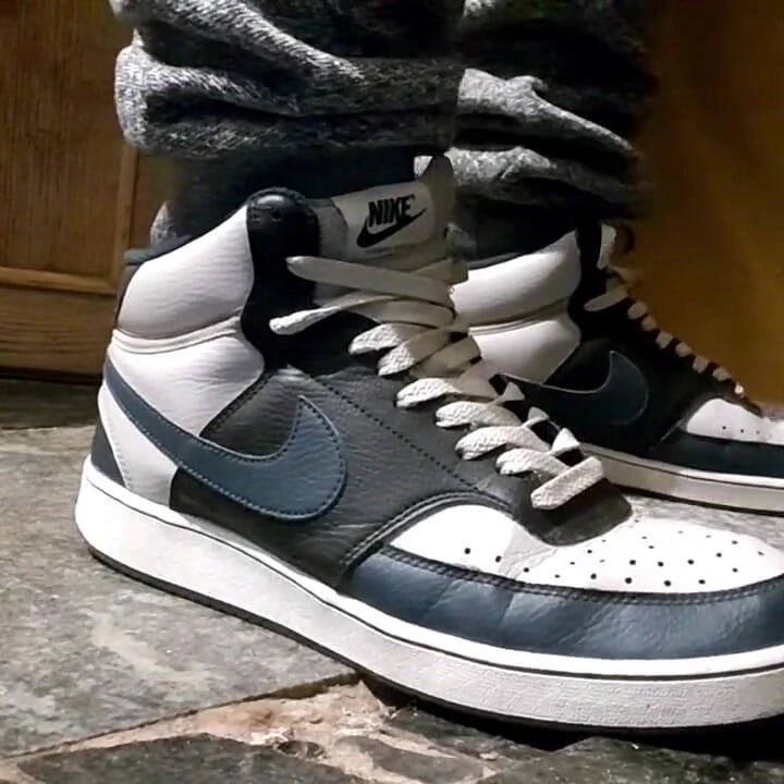 Nike Yüksek Çizmelerim