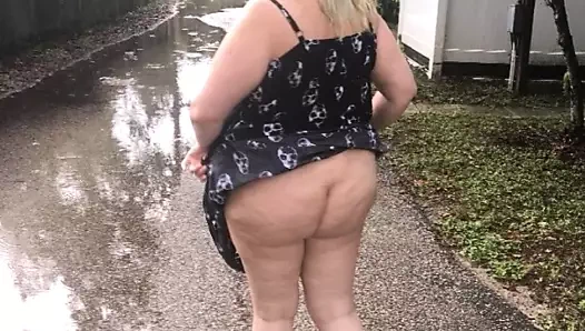 Ağır çekimde şişman göt