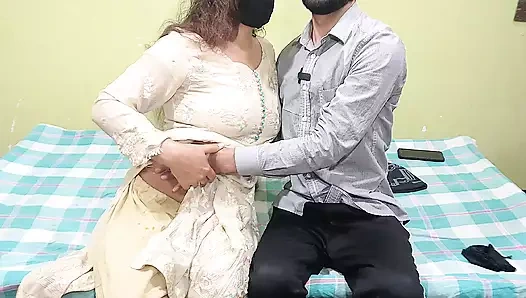 Hintli azgın çift romantik seks, net Hintçe sesli kovboy kız