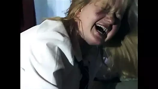 kız öğrenci onu ziyaret