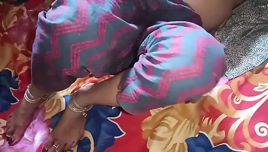 Hintli pooja yenge tam video