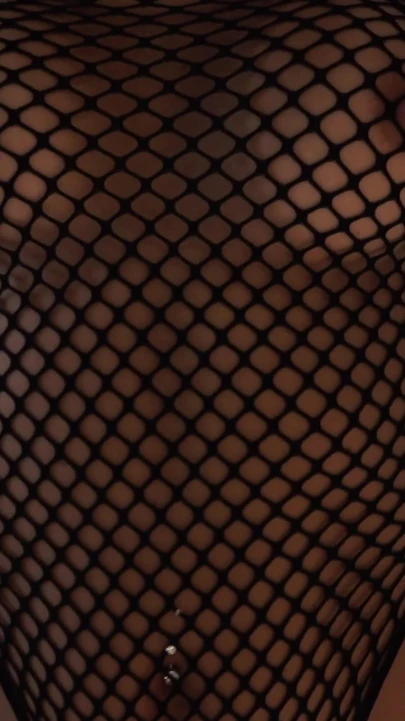 Görebileceğin en iyi vücut. Çok hızlı boşalmamaya çalış | Klip 2