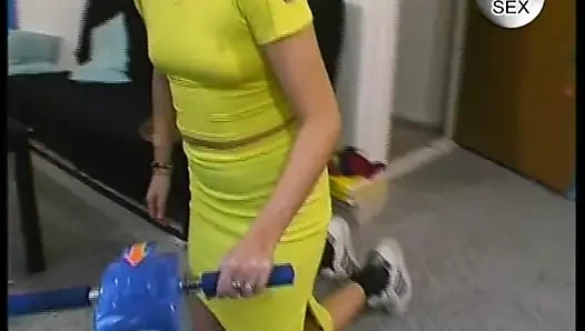 Sie wolte sport machen aber dann doch lieber ficken! deutsche  milf ist versaut! Retro, german milf, German amateur