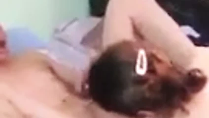 Karısının kız kardeşini sikiyor, sıcak Mısır sahnesi