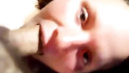 Harika amatör derin boğaz oral seks