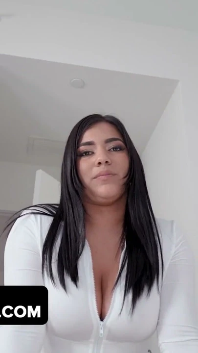 Dadcrush - şanslı üvey baba memeli kalın götlü üvey kızını büyük meme uçlarıyla sikiyor julz gotti bakış açısı | Klip 2