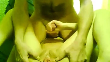 Web kamerası üzerinde handjob