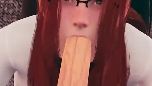 Kişisel antrenör muhteşem fitness modelini sikiyor