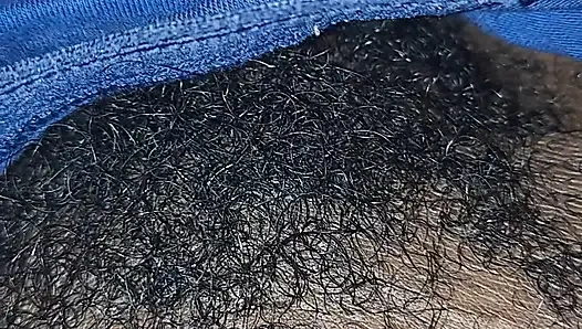 Islak amcığımla oynuyorum