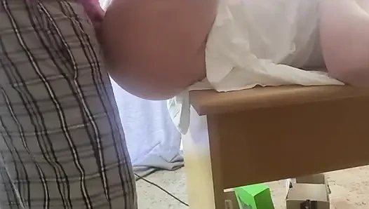 Yakın çekim ofis masası sikişi