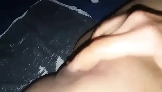 Islak amcığımla sadece oyun günü od fışkırtıyor