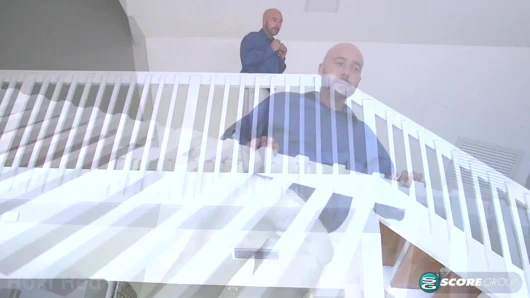 Dünyanın en büyük sütyenli hizmetçisi